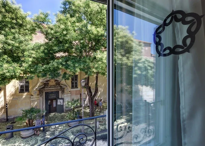 Profumo Maison Colosseo Penzion 4*