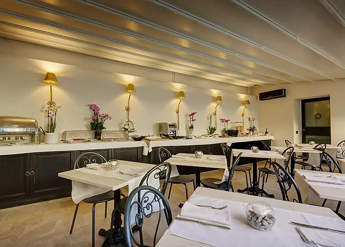 בית הארחה Profumo Maison Colosseo רומא